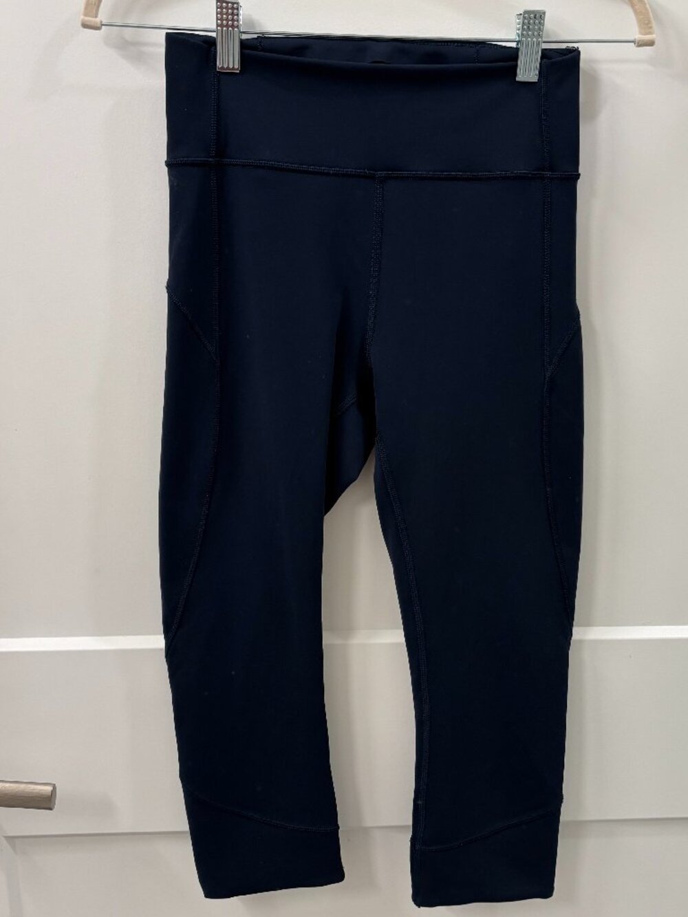 Lululemon Navy Blue High Rise Crop Leggings Size 6